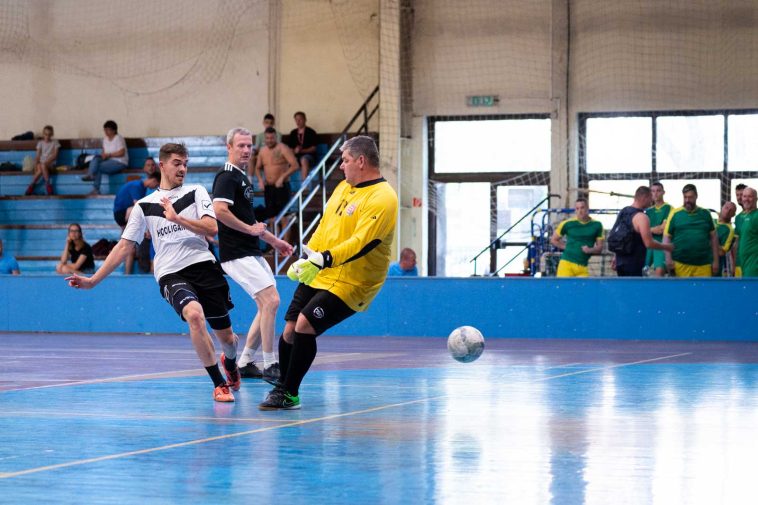 A Hooligans 9-5-re lelépte a farmereket