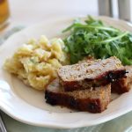 Zöldséges egybefasírt hagymás tört burgonyával