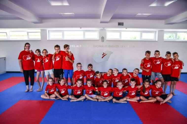 Ifjú karatésok a Dél-Alföldi Regionális Karate Akadémián