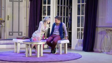 Bálizs Anett (Candy) és Szente Vajk (Alex) a Játékszín Legénybúcsú című vígjátékában