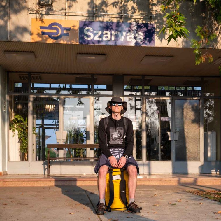 Molnár Ábel ma indult neki hatodik vulkánjának, ami Pápua Új-Guineában van