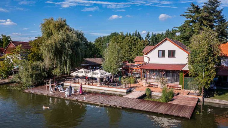 Esküvőre készülődnek a Napestigben