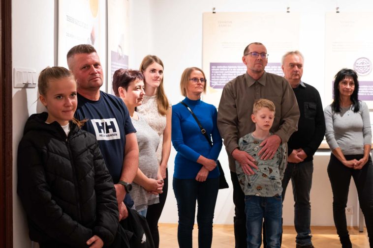 Kelemen Gábor és Czesznak Zsolt kutatómunkájának eredményei láthatók a vitrinekben