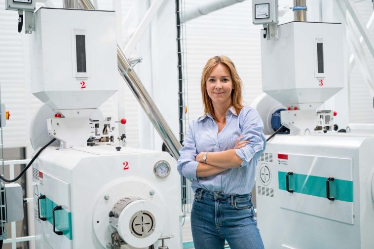 Valentinyi Fruzsina a Valoryz Production Kft. modern telephelyén