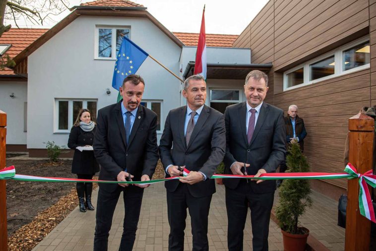 Molnár Etele, Gyuricza Csaba és Dankó Béla a 2023. január 17-i átadón