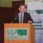 Dr. Gyuricza Csaba, a MATE rektora a projekt nyitó sajtótájékoztatóján Gödöllőn.