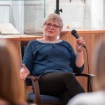 Száraz Irén a Pulton innen és túl című könyvének bemutatóján a Tessedik Sámuel Múzeumban 2023. február 24-én