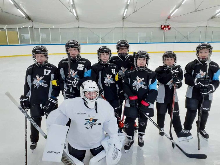 A Szarvasi Jégkorong SE U12-es csapata 2023. március 5-i szezonzáró fordulón