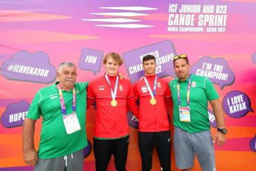 Bátor György és Keller Gergő Ozsgyáni Bencével és edzőjével, Csamangó Attilával, aki egyben Doxy veje