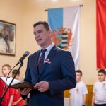 Dr. Lesfalvi Balázs alpolgármester mondot rövid ünnepi beszédet a forradalom kitörésének 175. évfordulóján.