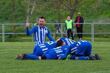 A kupac alján valószínűleg Bozsó található.