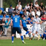 Küzdelem a nézők orra előtt. Kiri Máté és Furár Róbert a Nagyszénás SE ellen a Békés Megyei Kupa döntőjébe kerülésért vívott mérkőzésen.