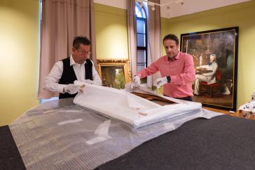 Megérkezett Munkácsy Mihály első félszáz képe a Tessedik Sámuel Múzeumba.