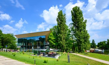 A szarvasi Újváros Bisztró.