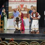 Amikor megkurtult az ing Gyetván a Cervinus Teátrum feldolgozásában.