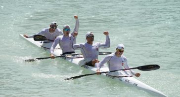 A vezérevező pozíciójában Opavszky Márk, a 3. beülőn Keller Gergő.
