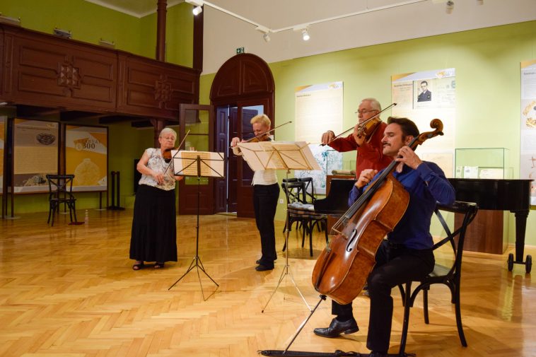 A Várnagy-család koncertezik a Tessedik Sámuel Múzeumban 2023. szeptember 24-én.