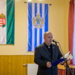 Sinka Imre polgármester mond emlékező beszédet 2023. október 23-án.