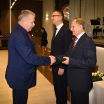 A kitüntetést Tusjak Tamásnak Rétvári Bence, a Belügyminisztérium parlamenti államtitkára és dr. Túrós András, az Országos Polgárőr Szövetség elnöke adta át.