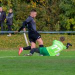 Simon Róbert lábáról ezúttal Soczó Szabolcsnak sikerült leszednie a labdát.