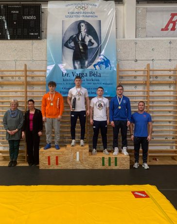 Hajduch Nándor a 79 kg-os súlycsoportban nyert aranyat, Szpin Mihály bronzot.