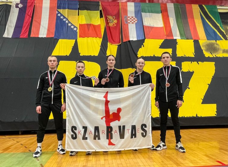 Nagy Máté, Bagi Ádám, Bagosi Marianna, Szebegyinszki Rita és Ruzsinszki Balázs a szlovéniai Velenjében 2024. február 18-án rendezett nemzetközi versenyen.