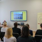 Tóth Tamásné tartotta a tanácskozás bevezető prezentációját.