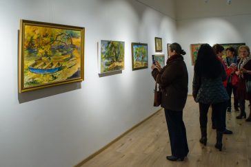 Megnyílt Görgényi Tamás kiállítása a Ruzicskay Alkotóházban.