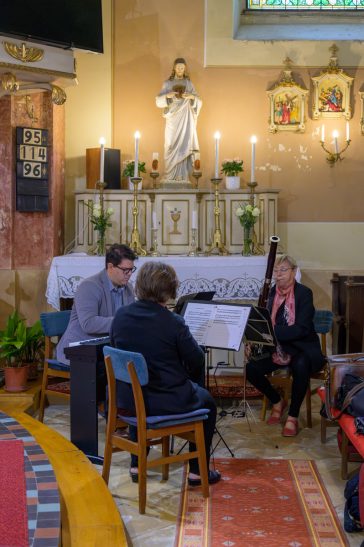 A Szeged Classic Trio a Szent Klára templomban adott hangversenyt.