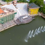 Készül a bástyák fedése és egy-egy páholy kialakítása.