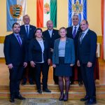 Békésszentandrás Nagyközség Önkormányzata Képviselő-testületének tagjai 2024. október 1-től (balról jobbra) Virág Sándor, Rusz Mihály, Farkasné Sinka Dóra, Sinka Imre polgármester, dr. Bodnár Beáta, Nemcsényi Zsolt és Major Attila alpolgármester.