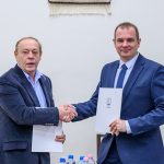 Molnár József, Csabacsűd, és Hodálik Pál Szarvas polgármestere aláírta a közös önkormányzati hivatal létrehozásáról szóló megállapodást.