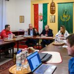 Dr. Melis János címzetes főjegyzővel ülésezett a csabacsűdi testület.