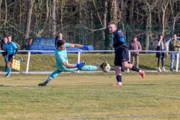 A 38. percig Buffon nevével a hátán a dévaványai hálót őrző Dobozi Béla kivédte a szemünket.