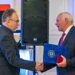 Egy újabb Szarvasi Oscar is gazdára talált. Fekete Péter részére Bődi János elnök adta át az aranyplakettet.