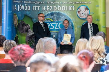 Nagy Ákos 11. G kereskedelmi értékesítő a Szakma Sztár Fesztiválon 1. helyezést ért el.