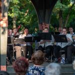 A Kis esti zene 2025-ös sorozatát a Szarvasi Rezesbanda nyitotta péntek este.