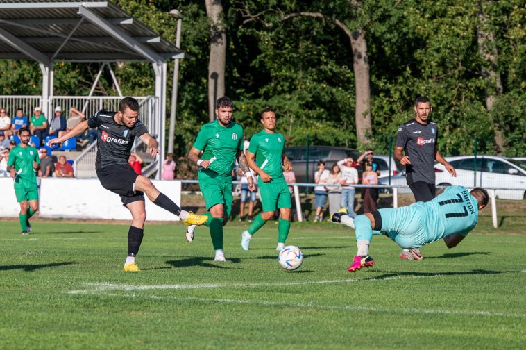 A Szarvasi FC 1905 Dévaványai SE elleni első gólját Sindel Roland lőtte.