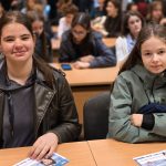 Demcsák Andrea (7. évfolyam) és Bartha Nikolett (8. évfolyam) képviselte a GFE Szarvasi Gyakorlót a XX. TELC Vármegyei Angol Versenyen.