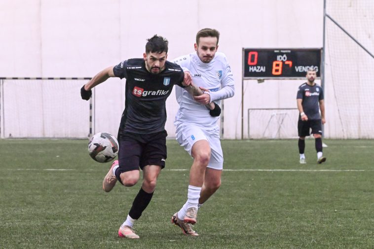 Barna Viktor 5. percben szerzett góljával szerzett vezetést a Szarvasi FC 1905 az OMTK-ULE 1913 ellen idegenben játszott mérkőzésen.