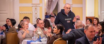 Lázár Viktort 46 évnyi szolgálat után, az adott héten fejezte be utolsó műszakját és vonult nyugdíjba.