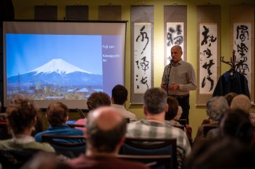 Lovász György második alkalommal kalauzolta el az érdeklődőket a távoli, ezúttal a vidéki Japánba.