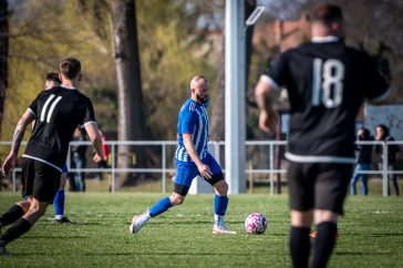 Az egyenlítőgólt szerző Kis László.